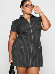 Wynona Mini Dress White / Grey Pinstripe Curve